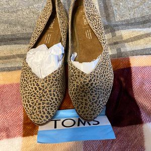 Toms | Leopard Suede print | Flat |  Size 7.5